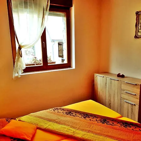Chalet Stone House Chalet Gračac