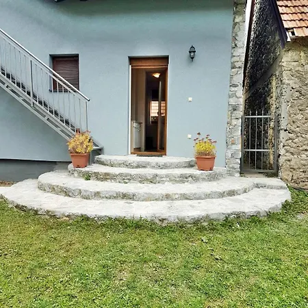 Chalet Stone House Gracac (Zadar)
